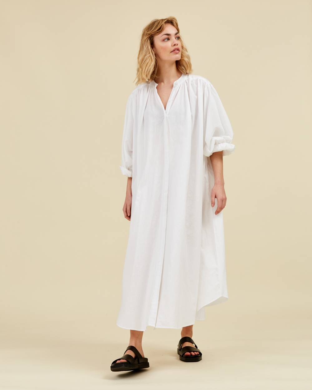 https://www.seamehappy.be/wp-content/uploads/2023/01/Sea-Me-Happy-Balloon-Dress-long-white-side2.jpg