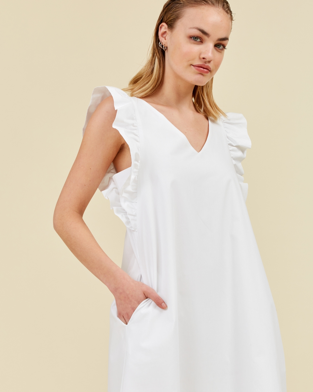https://www.seamehappy.be/wp-content/uploads/2023/01/Sea-Me-Happy-Josephine-Dress-white-front2.jpg