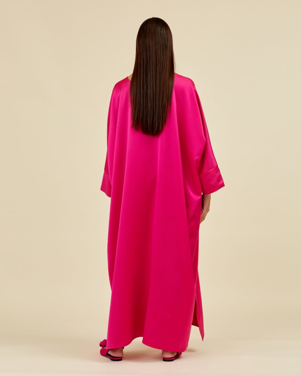 https://www.seamehappy.be/wp-content/uploads/2023/01/Sea-Me-Happy-Soraya-Dress-Satin-fuchsia-back1-960x1200.jpg