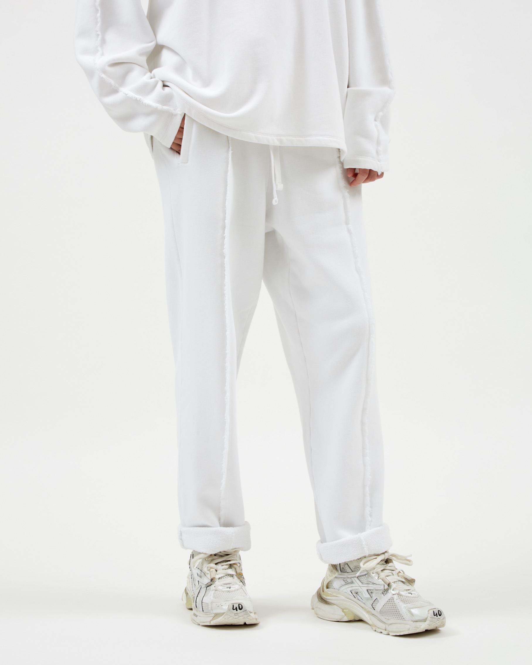 https://www.seamehappy.be/wp-content/uploads/2023/07/Sea-Me-Happy-Jack-Pants-Jogging-white-front.jpg