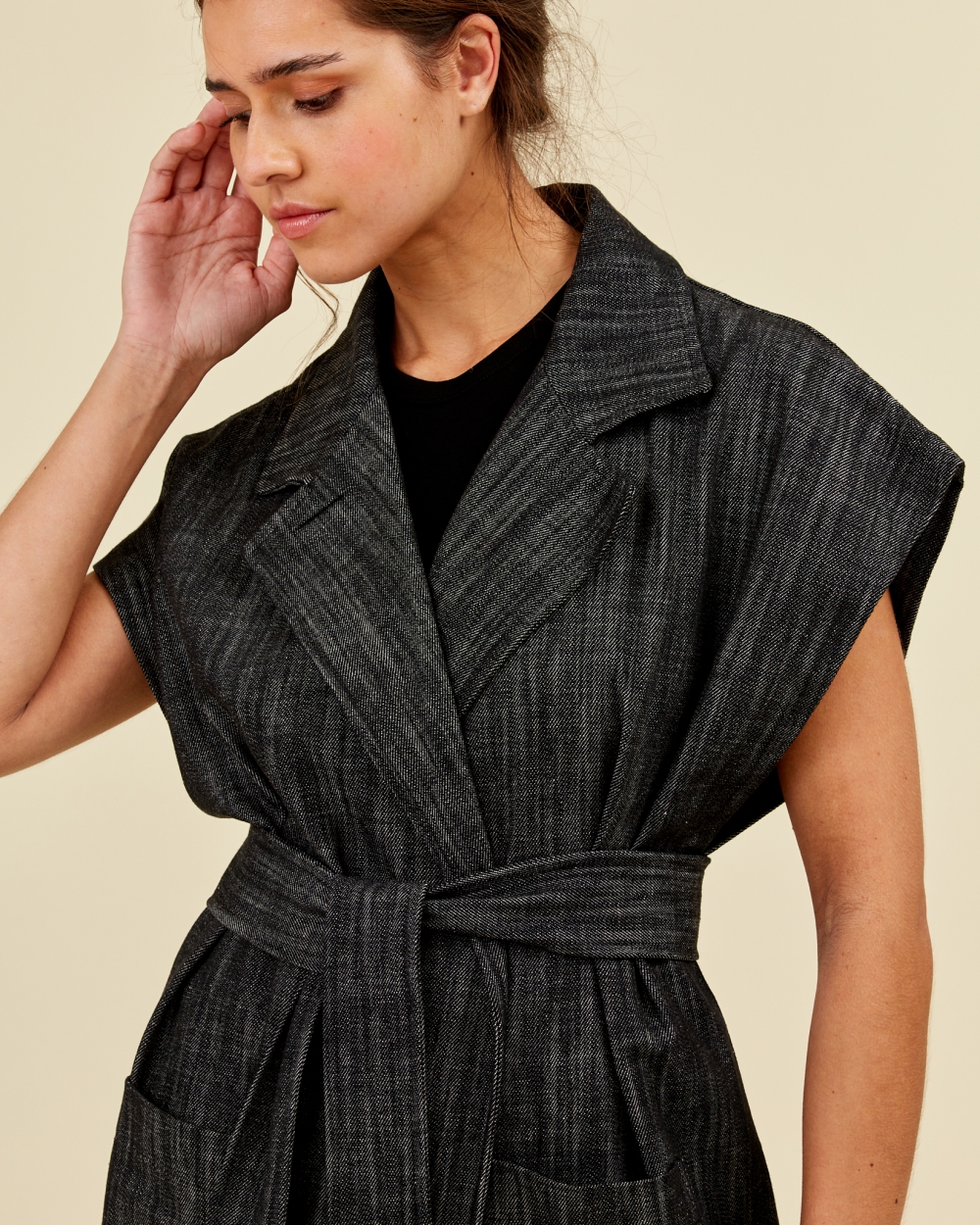 https://www.seamehappy.be/wp-content/uploads/2023/07/Sea-Me-Happy-Jamila-Jacket-black-front2.jpg