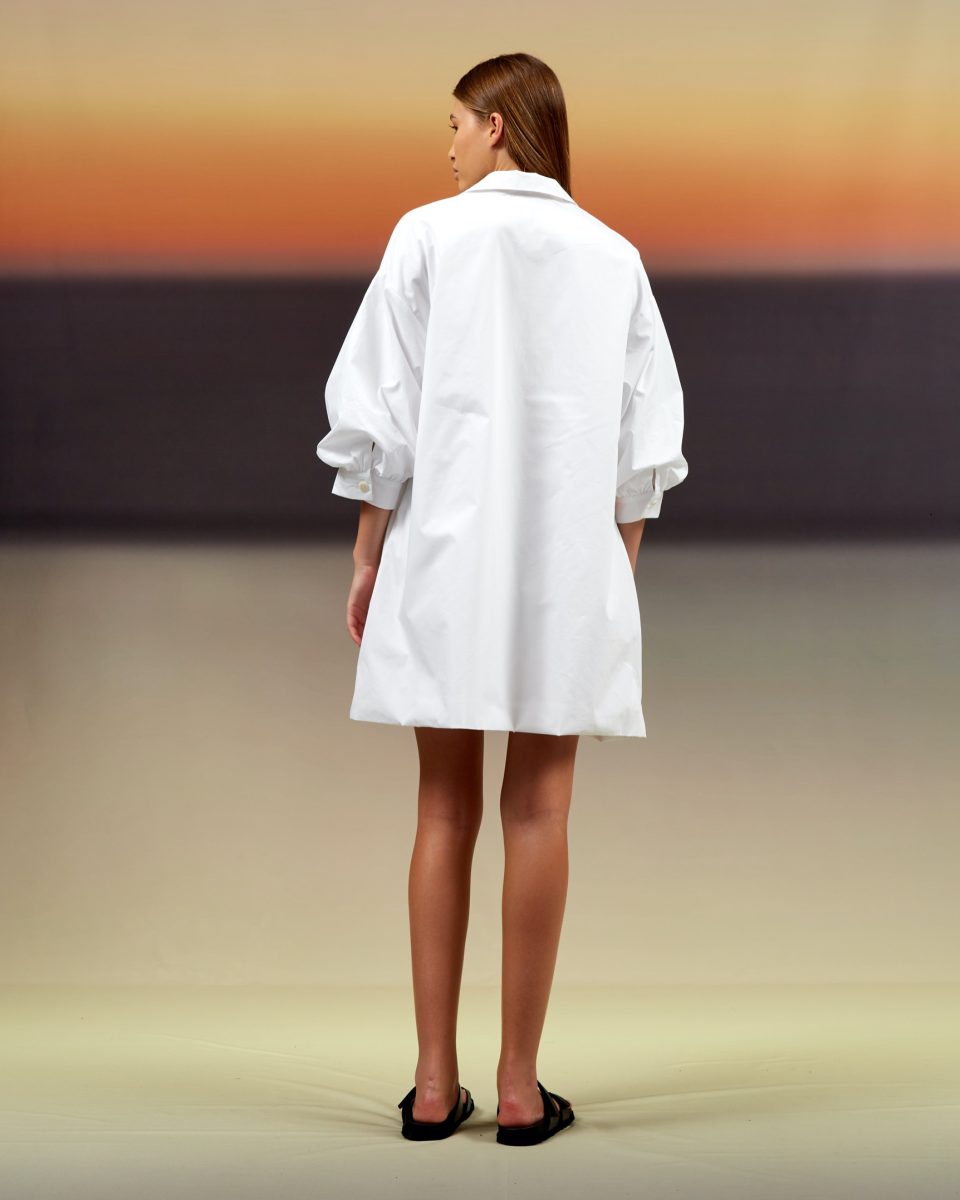 https://www.seamehappy.be/wp-content/uploads/2024/02/Sea-Me-Happy-Banyan-Dress-white-back-960x1200.jpg