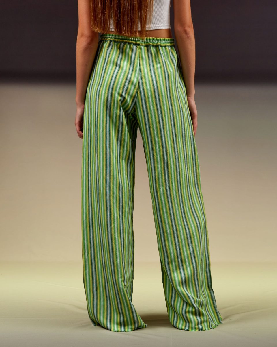 https://www.seamehappy.be/wp-content/uploads/2024/02/Sea-Me-Happy-Riley-Pants-Brazil-green-back2-960x1200.jpg