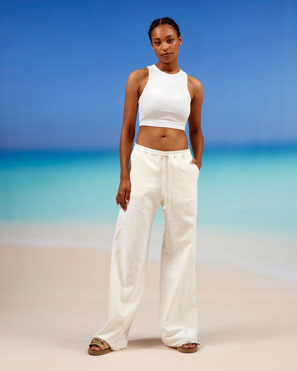 https://www.seamehappy.be/wp-content/uploads/2024/02/Sea-Me-Happy-Riley-Pants-Linen-off-white-front1-960x1200.jpg