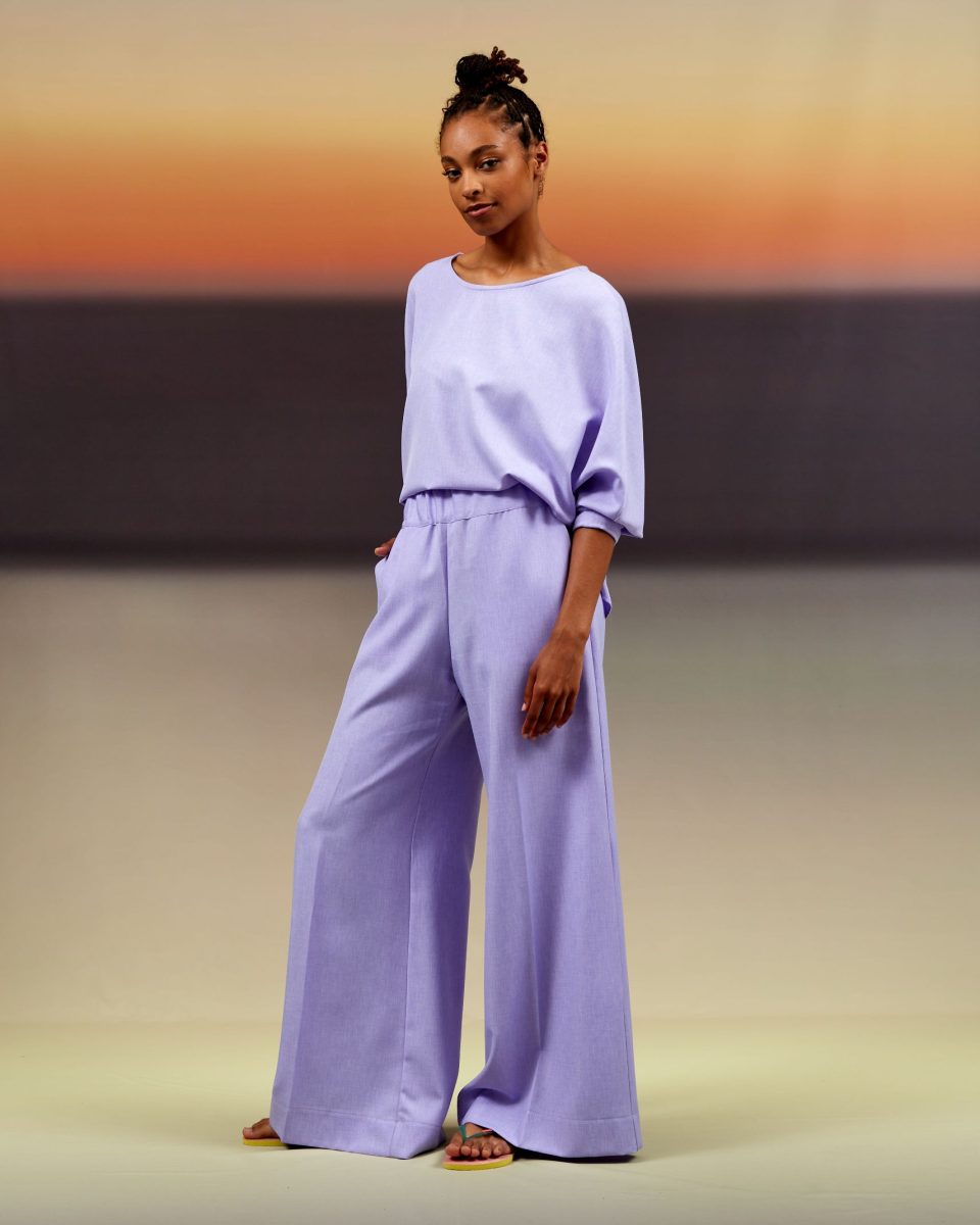 https://www.seamehappy.be/wp-content/uploads/2024/02/Sea-Me-Happy-Soba-Top-Summer-Lush-lavender-side-960x1200.jpg