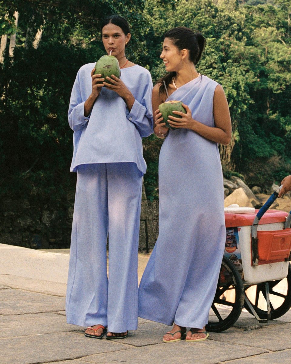 https://www.seamehappy.be/wp-content/uploads/2025/01/Sea-Me-Happy-Claudia-Soba-Top-summer-lush-Super-Woody-summer-lush-lavender-Julie-dress-sum-4775-960x1200.jpg