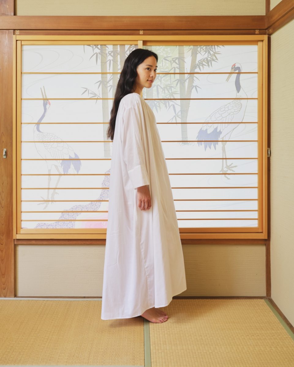 https://www.seamehappy.be/wp-content/uploads/2025/01/Sea-Me-Happy-Sakura-Dress-White-side2-960x1200.jpg