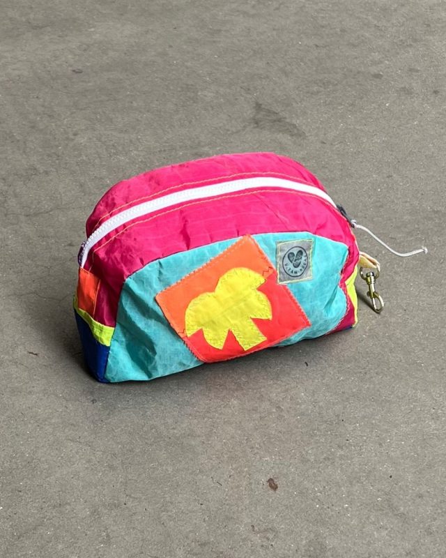 Toiletry Bag  - Nr. 42