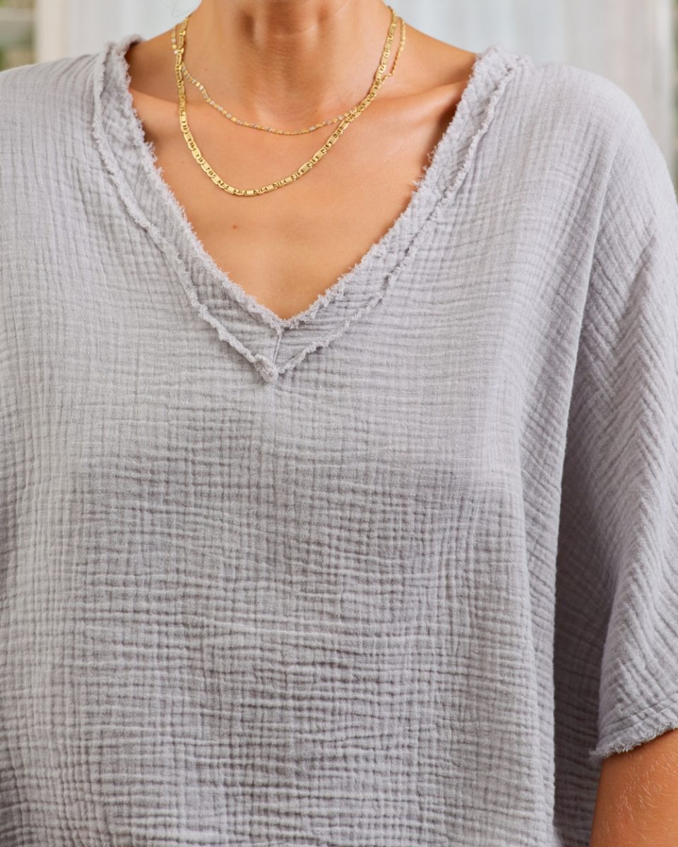 https://www.seamehappy.be/wp-content/uploads/2026/01/Sea-Me-Happy-Fiji-Top-light-grey-detail-9610-960x1200.jpg