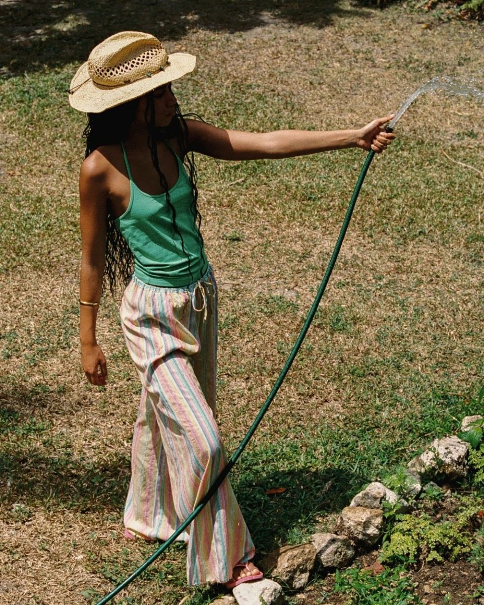 https://www.seamehappy.be/wp-content/uploads/2026/01/Sea-Me-Happy-Thamy-Top-matcha-Super-Woody-Resort-Multicolor-blossom-10263-960x1200.jpg