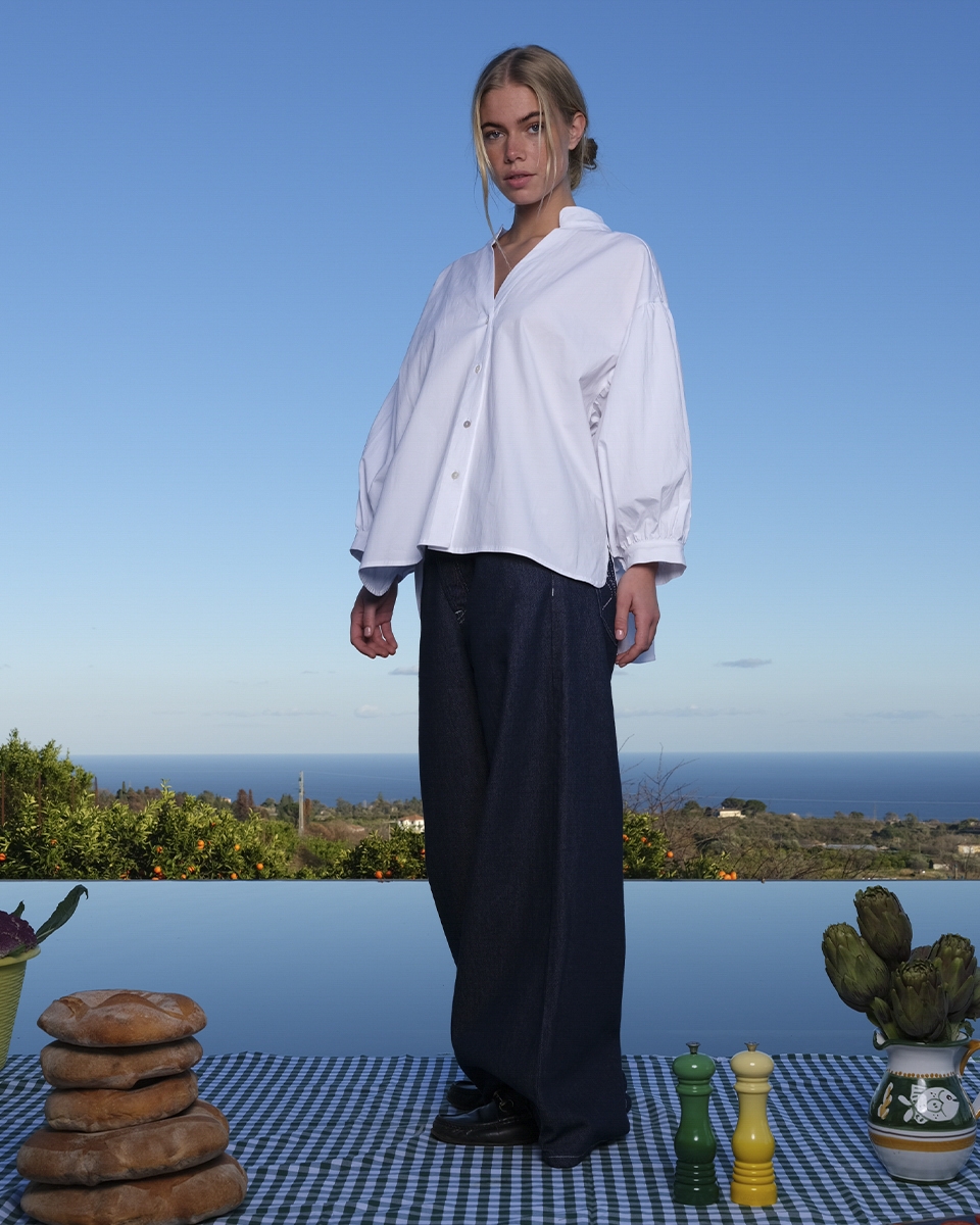 https://www.seamehappy.be/wp-content/uploads/2026/06/Sea-Me-Happy-Boxie-Blouse-Poplin-white-Super-Woody-Jeans-Strass-dark-blue-front2-6385.jpg