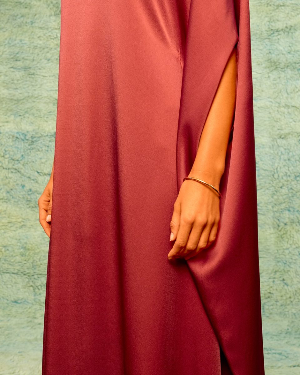 https://www.seamehappy.be/wp-content/uploads/2026/06/Sea-Me-Happy-Maxima-Dress-Satin-Crepe-rust-detail-10719-960x1200.jpg