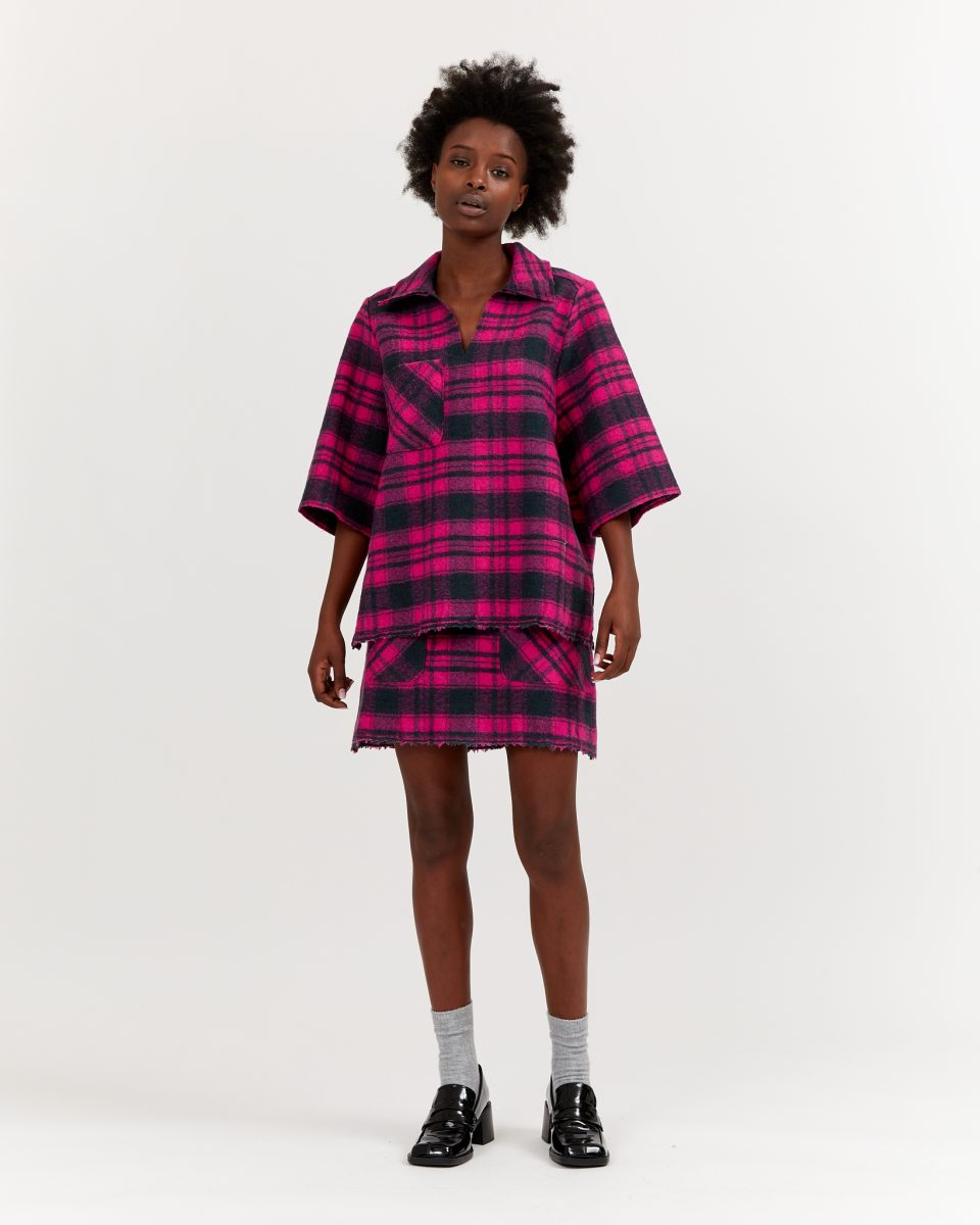 https://www.seamehappy.be/wp-content/uploads/2026/06/Sea-Me-Happy-Mimi-Skirt-Boiled-Wool-Plaid-Pink-NightBlue-front1-2174-960x1200.jpg