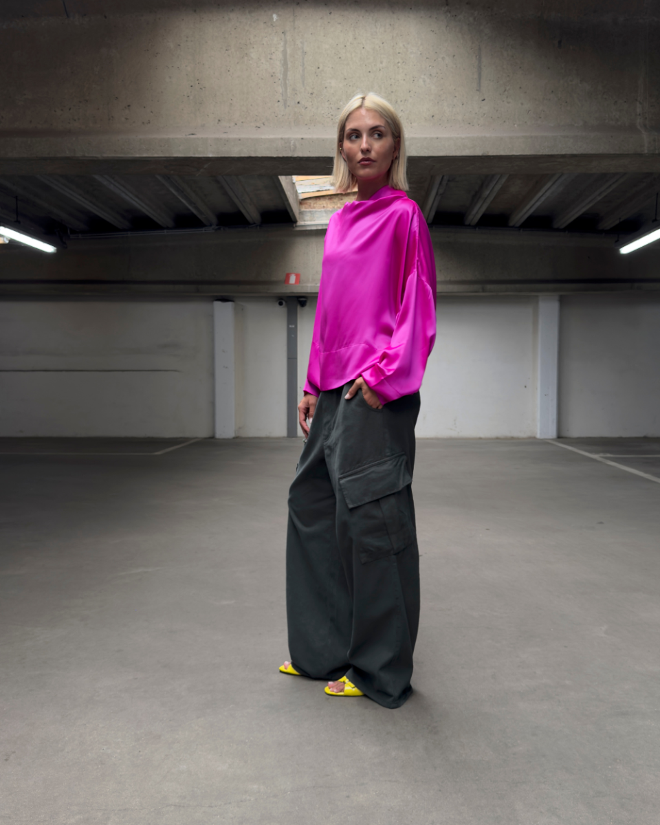 https://www.seamehappy.be/wp-content/uploads/2026/06/Sea-Me-Happy-Miso-Top-Silk-Magenta-side-9673-960x1200.png