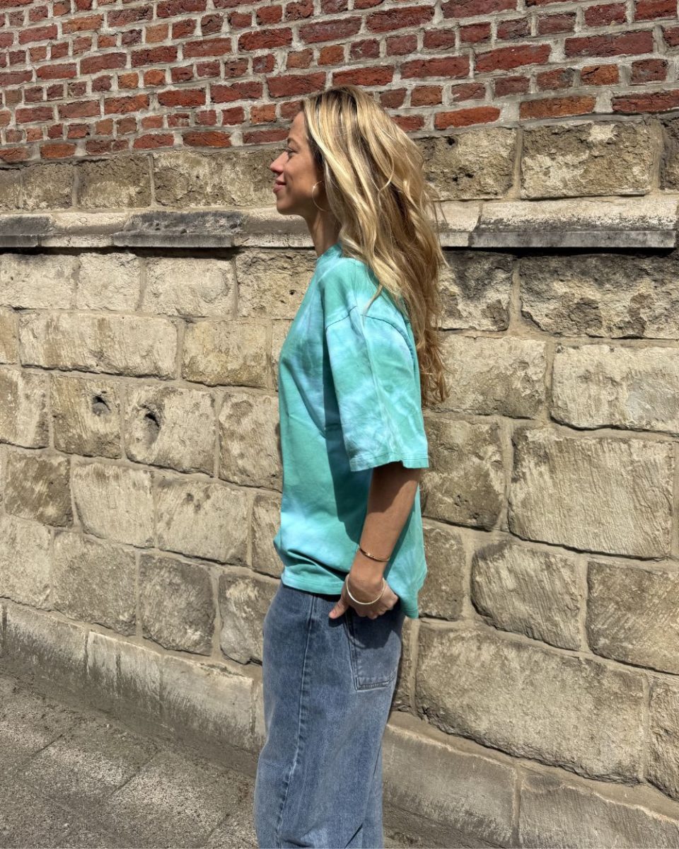 https://www.seamehappy.be/wp-content/uploads/2026/07/Sea-Me-Happy-Tie-Dye-T-Shirt-Girls-Skate-Jamaica-emerald-green-3-11210-960x1200.jpg